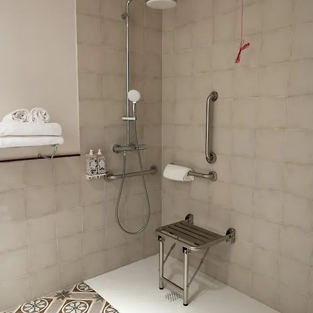 Aparthotel Batimont & 3*