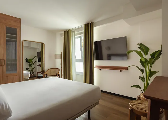 Batimont & Aparthotel 3*