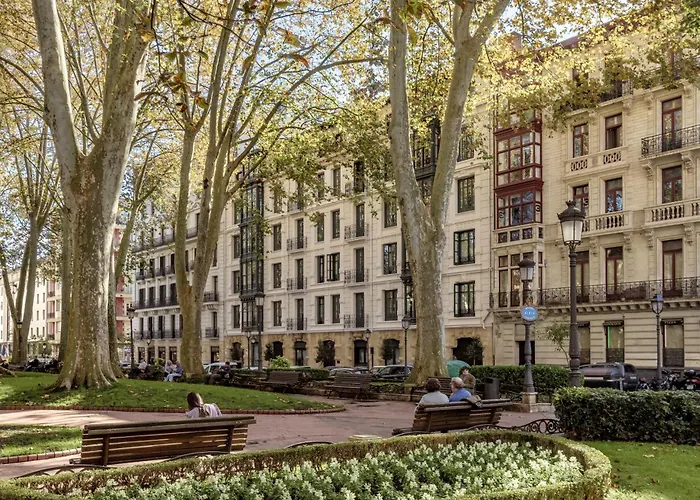 Aparthotel Batimont & Bilbao