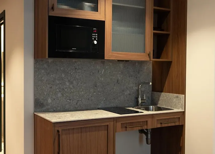 Batimont & 3* בילבאו